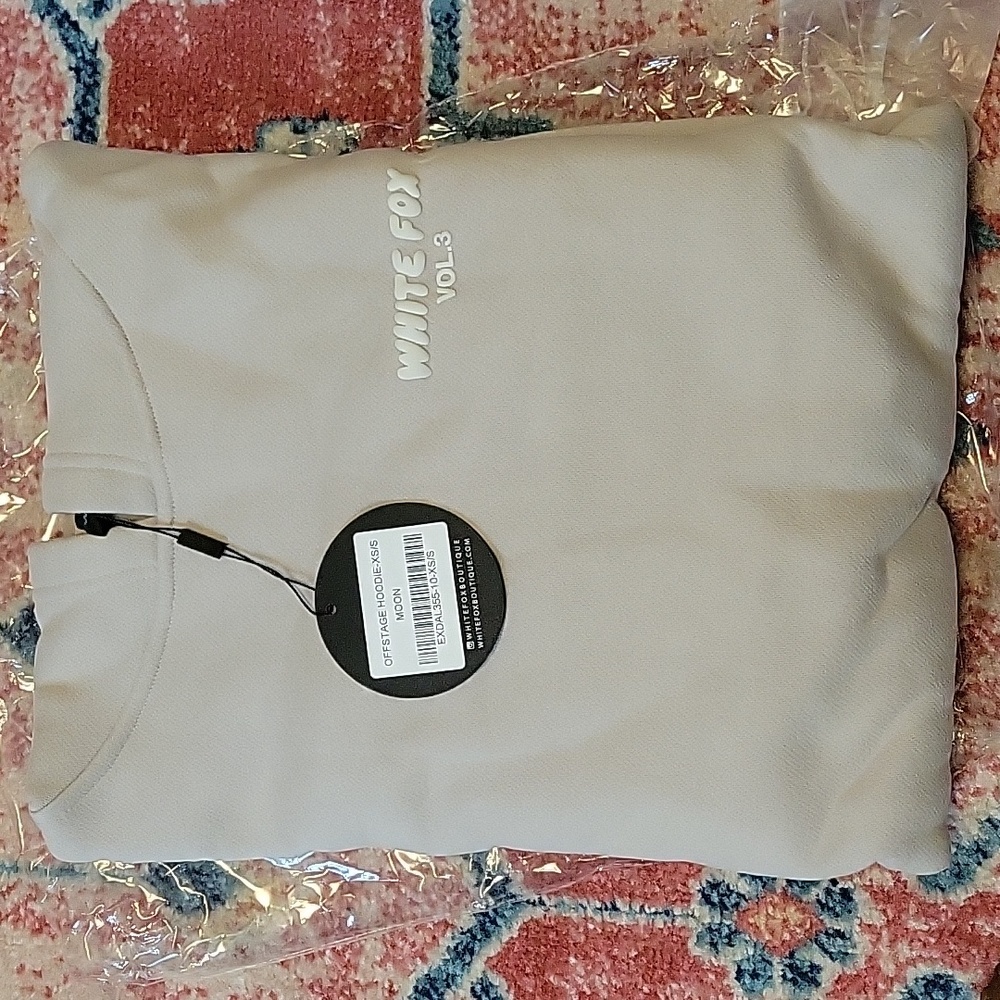 White Fox Hoodie XS/S